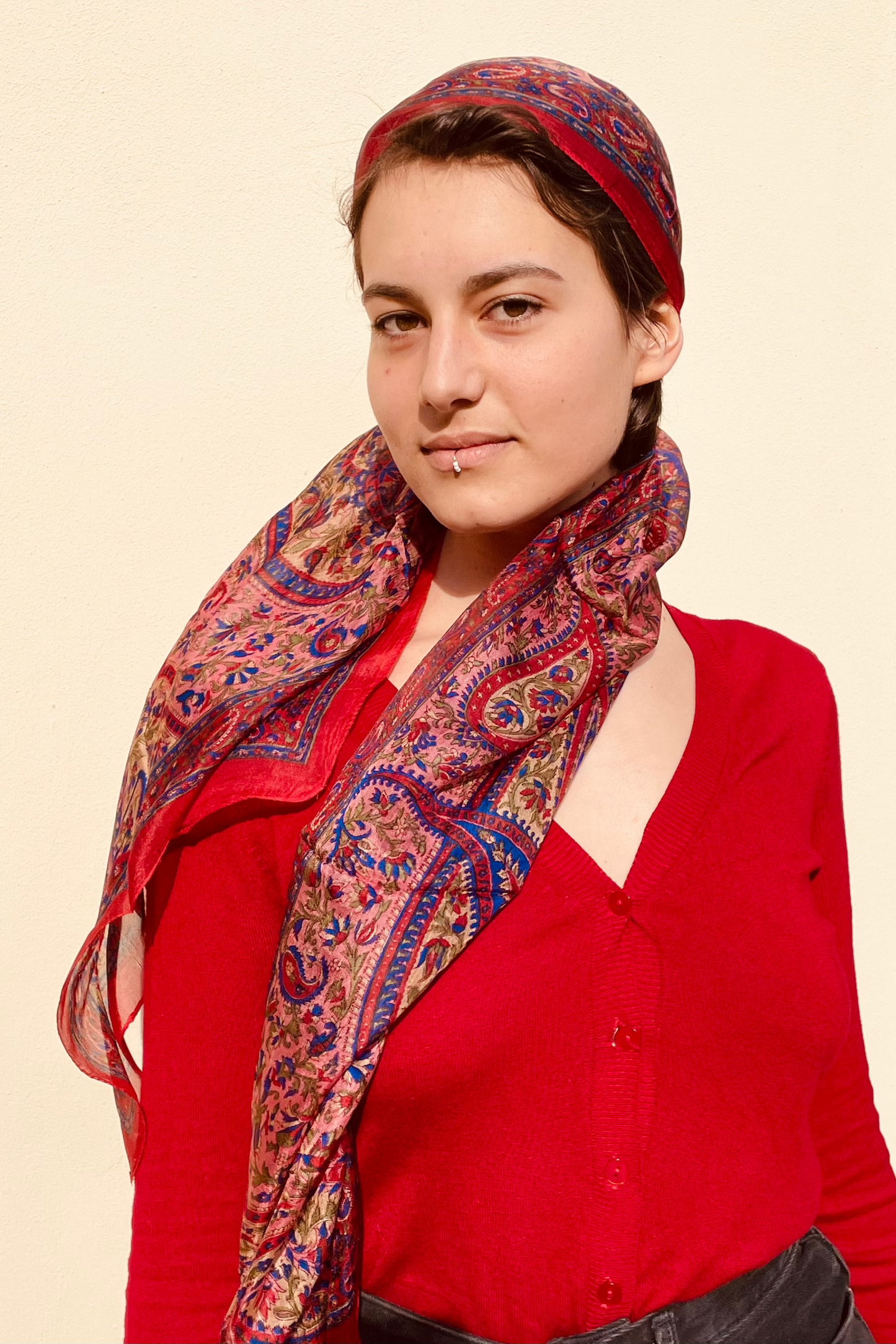 Hedvábný šátek Silk