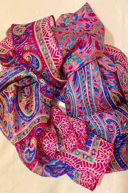 Hedvábný šátek SIlk
